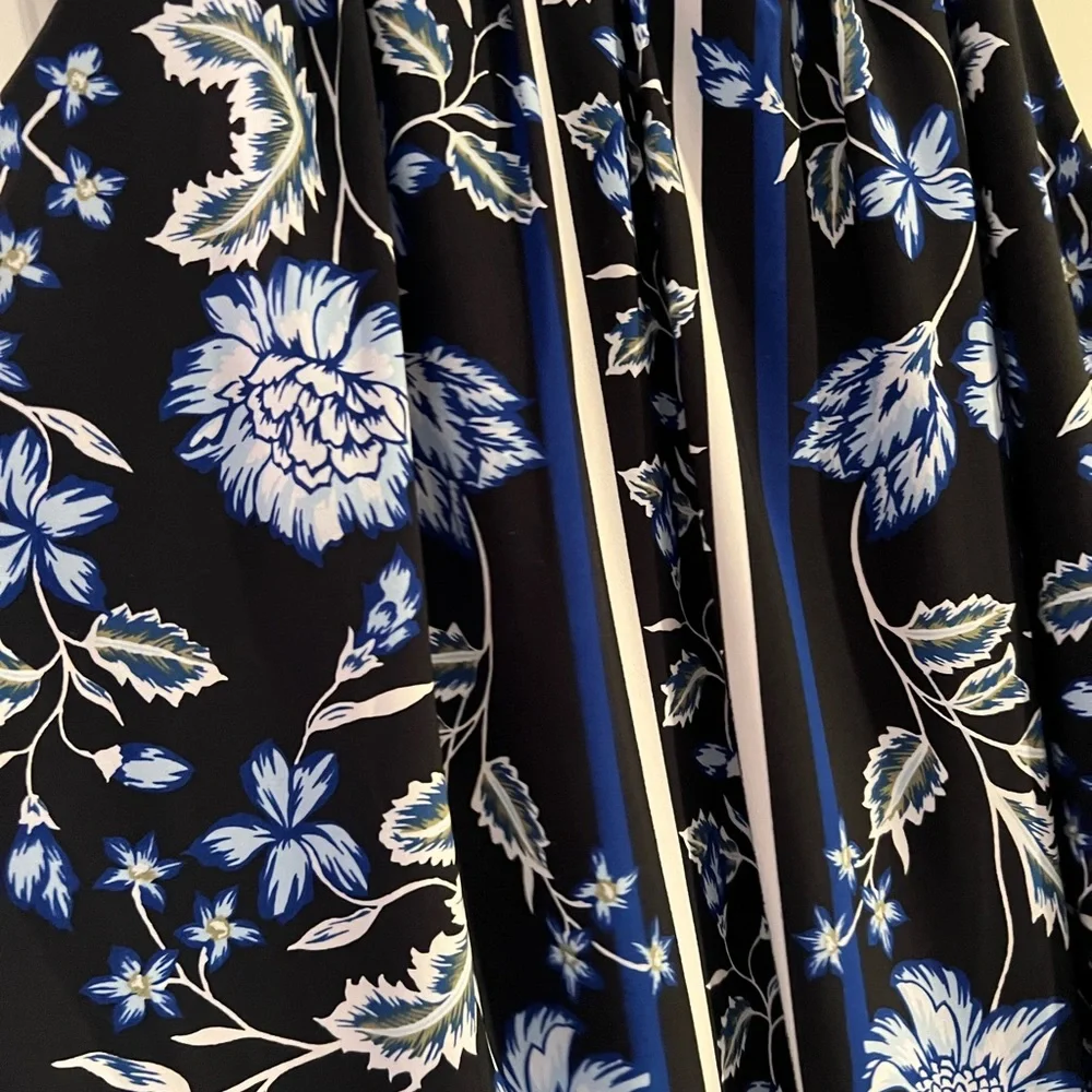 INC TOP - Picture 3 of 4